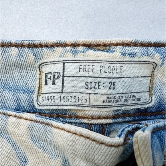 Free People RARE Bali Jeans Bleached Flared Bell Bottoms Boho Hippy Pants 25 - Picture 10 of 13